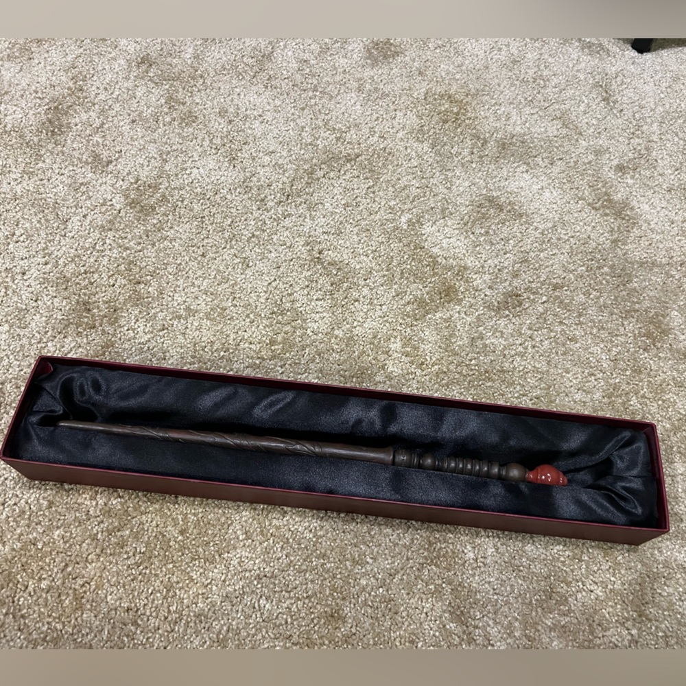 Ollivander’s Harry Potter World Wand